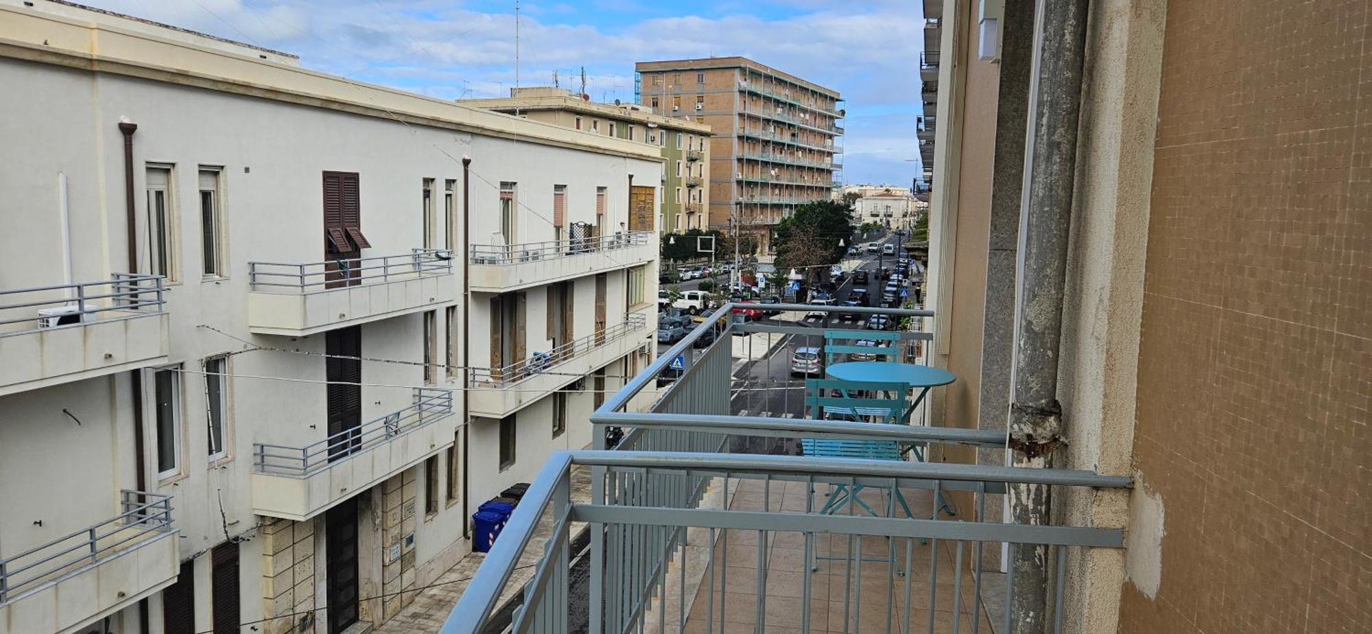 Eos Serenity Suites Syracuse Bagian luar foto