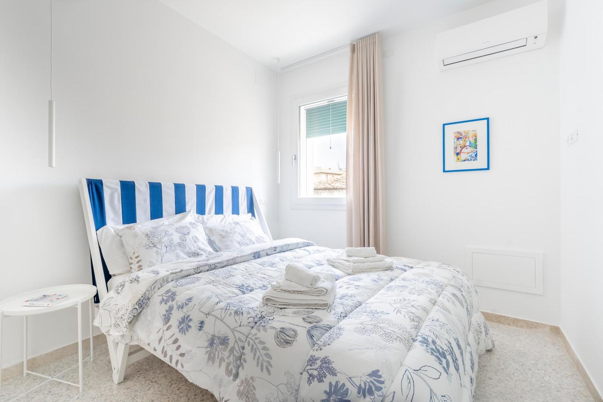 Eos Serenity Suites Syracuse Bagian luar foto